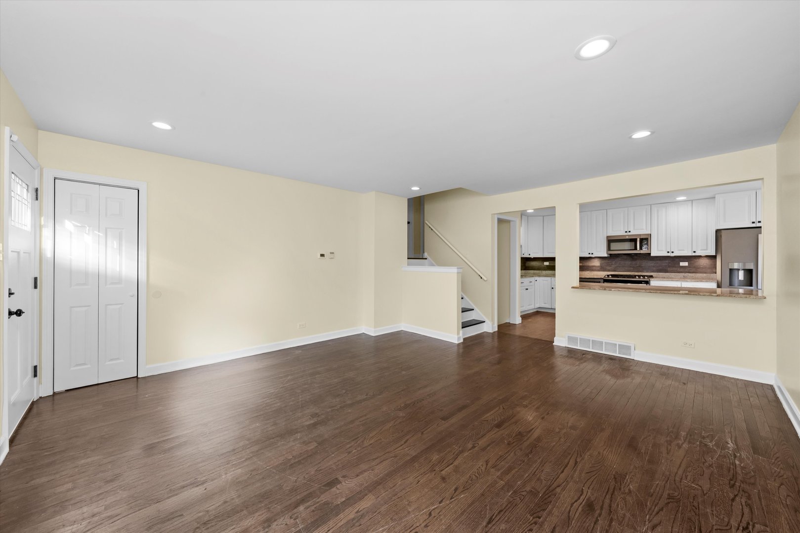 27W120 Williams Street, Winfield, IL 60190