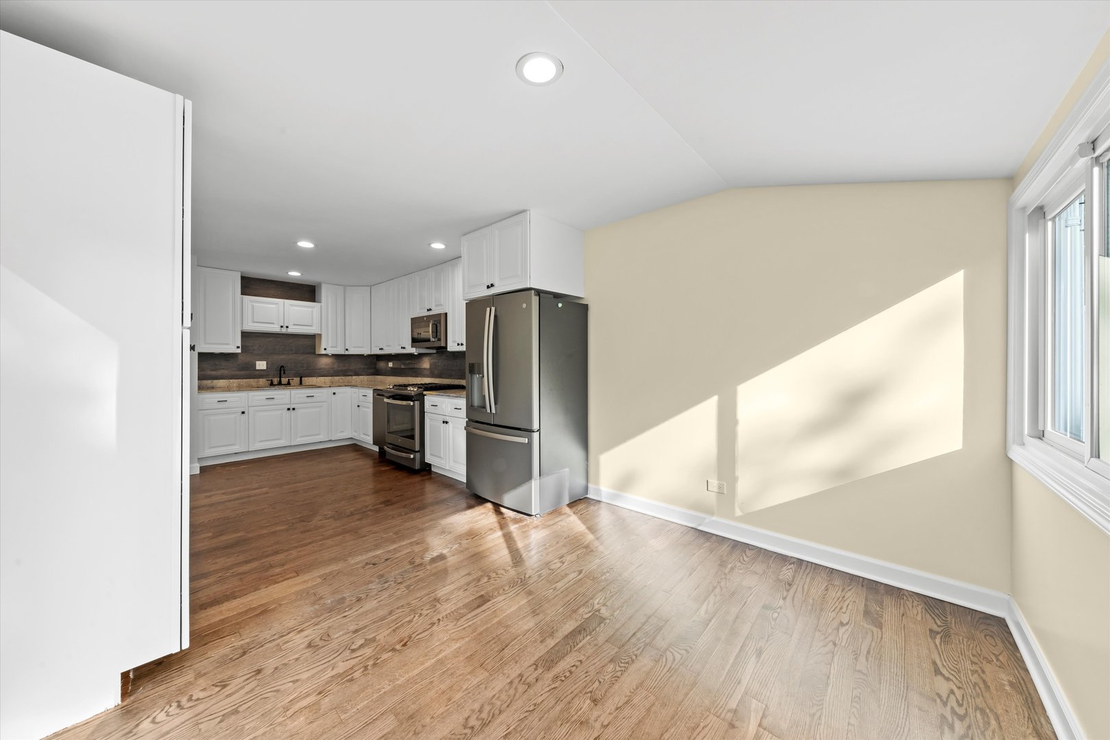 27W120 Williams Street, Winfield, IL 60190