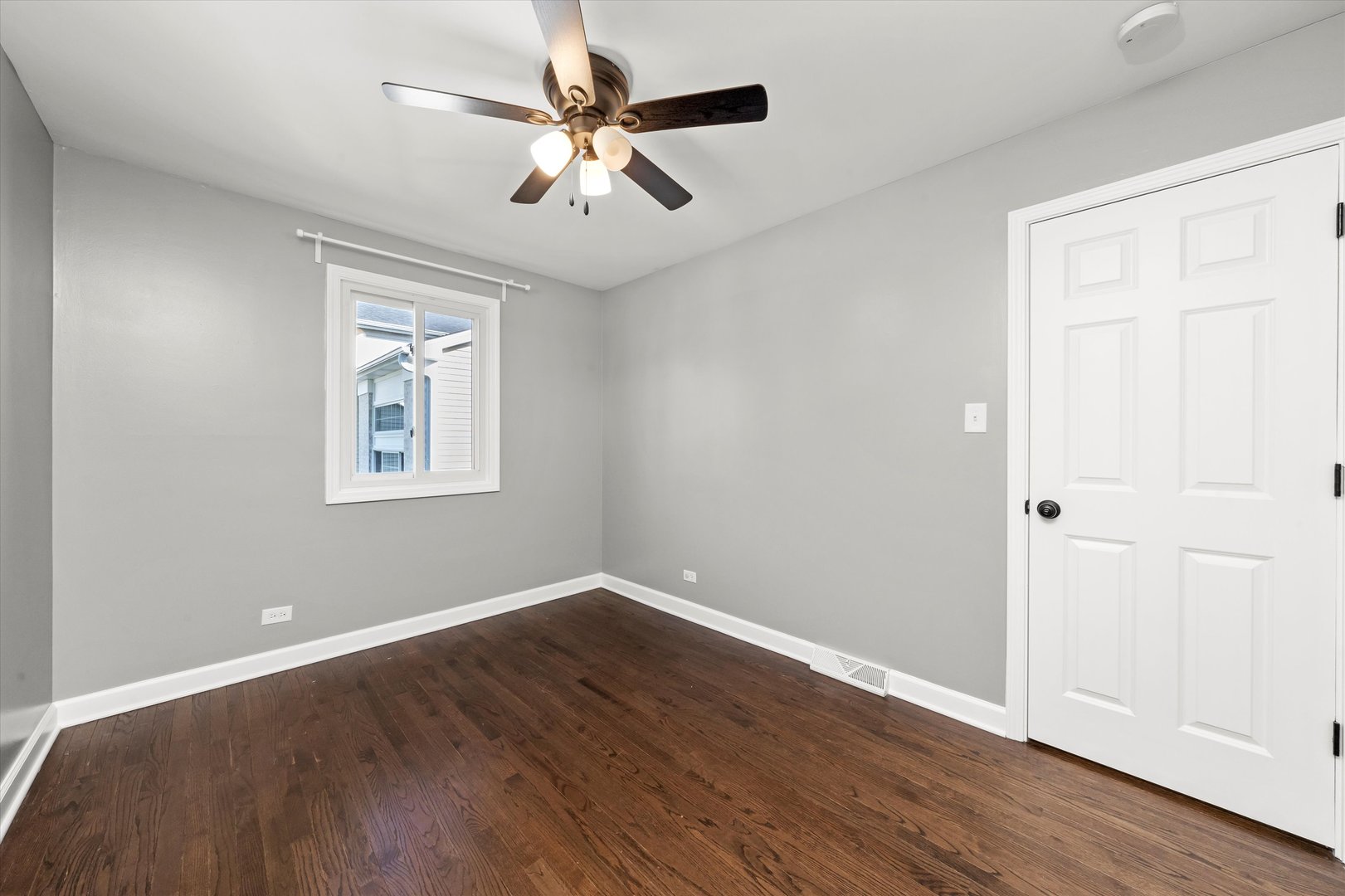 27W120 Williams Street, Winfield, IL 60190