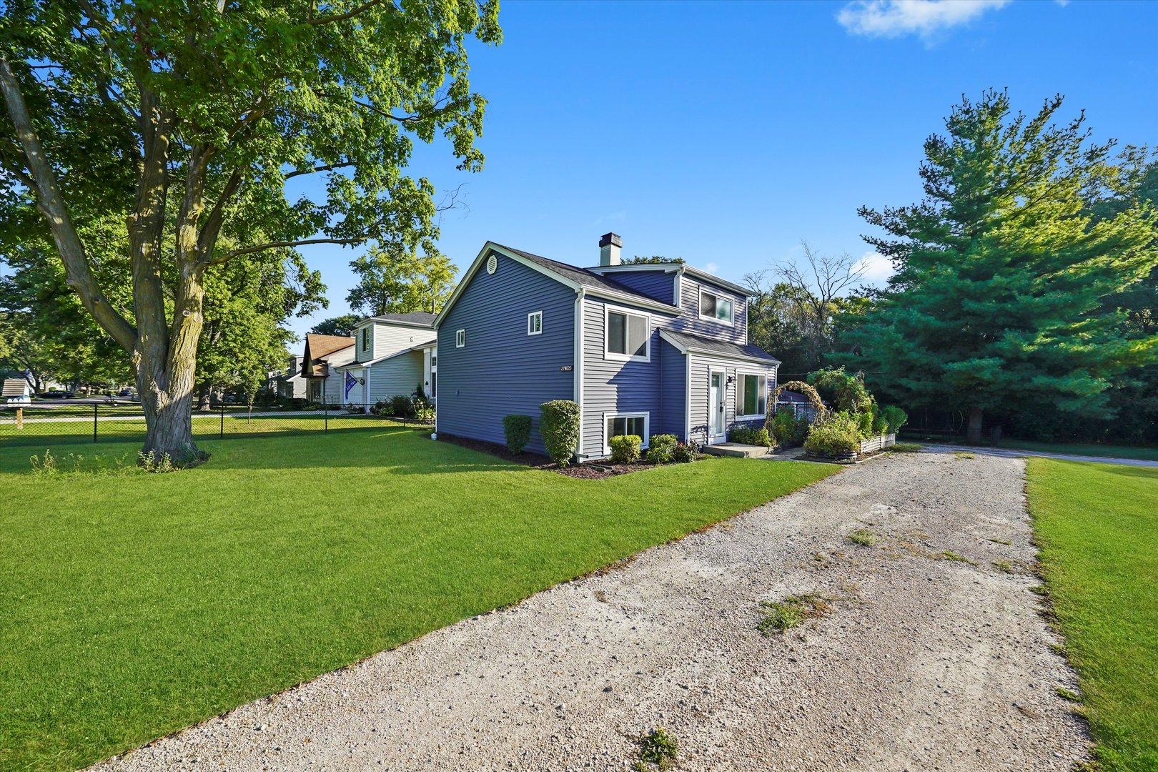 27W120 Williams Street, Winfield, IL 60190