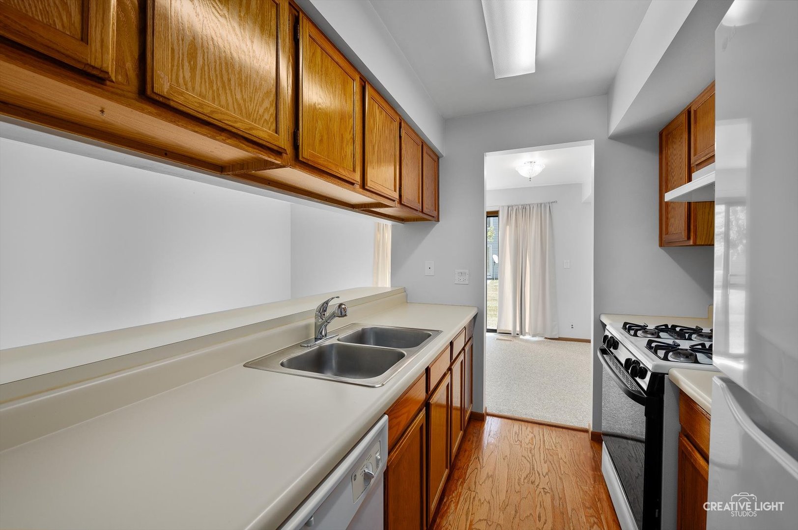 7419 Canterbury Place #22-4, Downers Grove, IL 60516