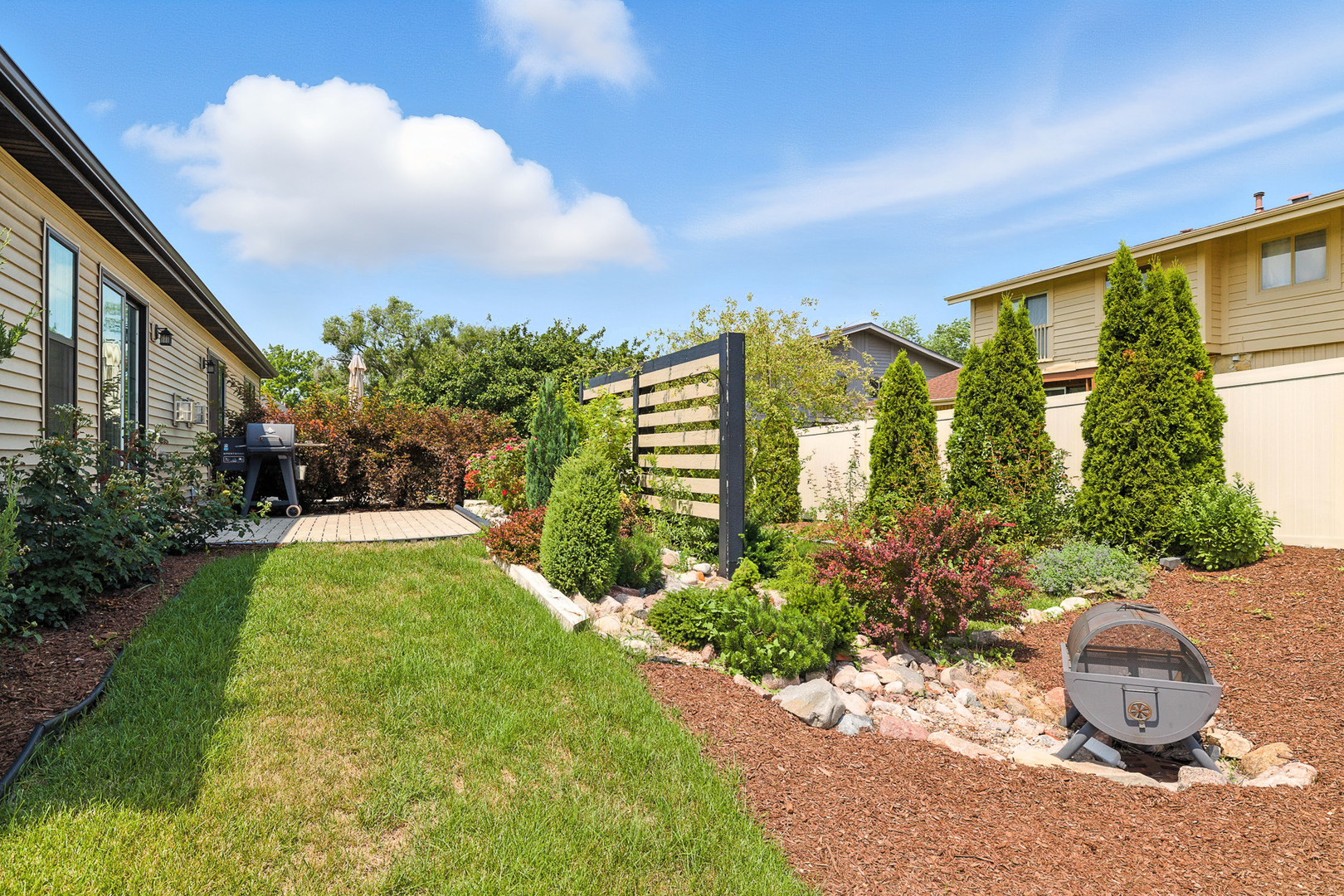 566 Mihelich Lane, Lockport, IL 60441