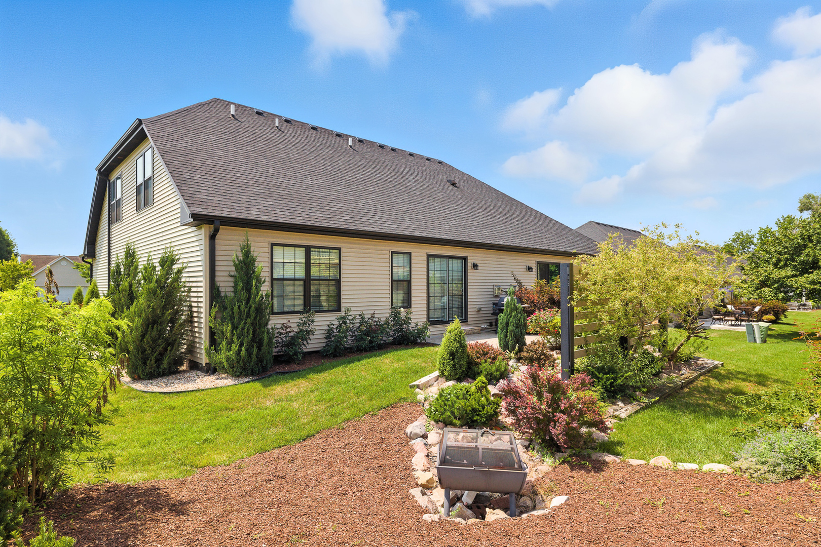 566 Mihelich Lane, Lockport, IL 60441