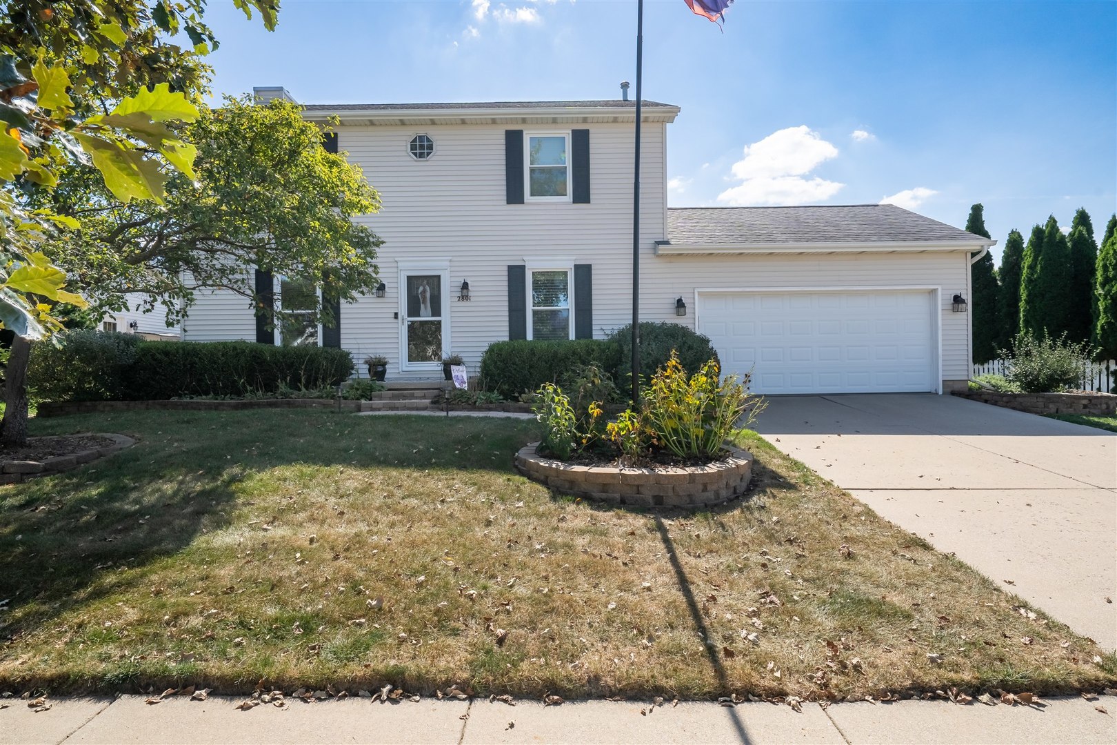 2801 Clearwater Avenue, Bloomington, IL 61704