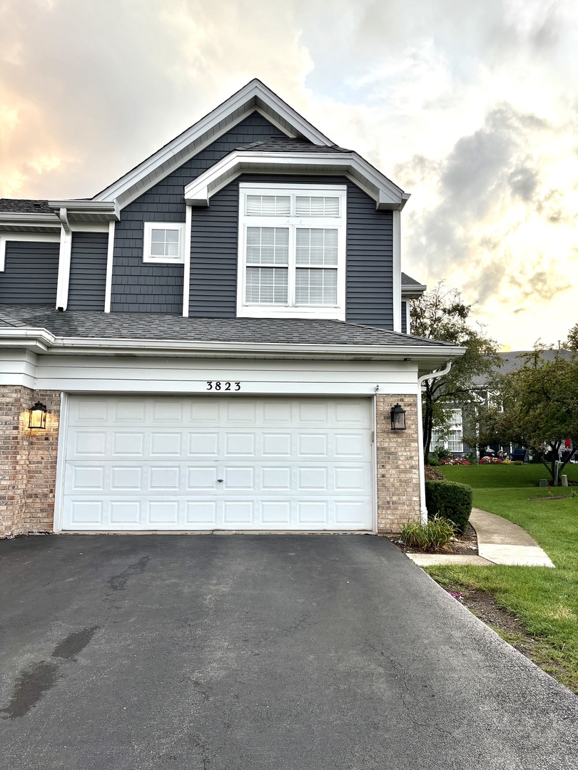 3823 Petra Court, Naperville, IL 60564