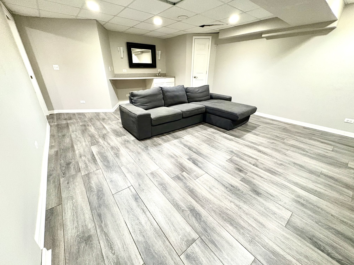 3823 Petra Court, Naperville, IL 60564