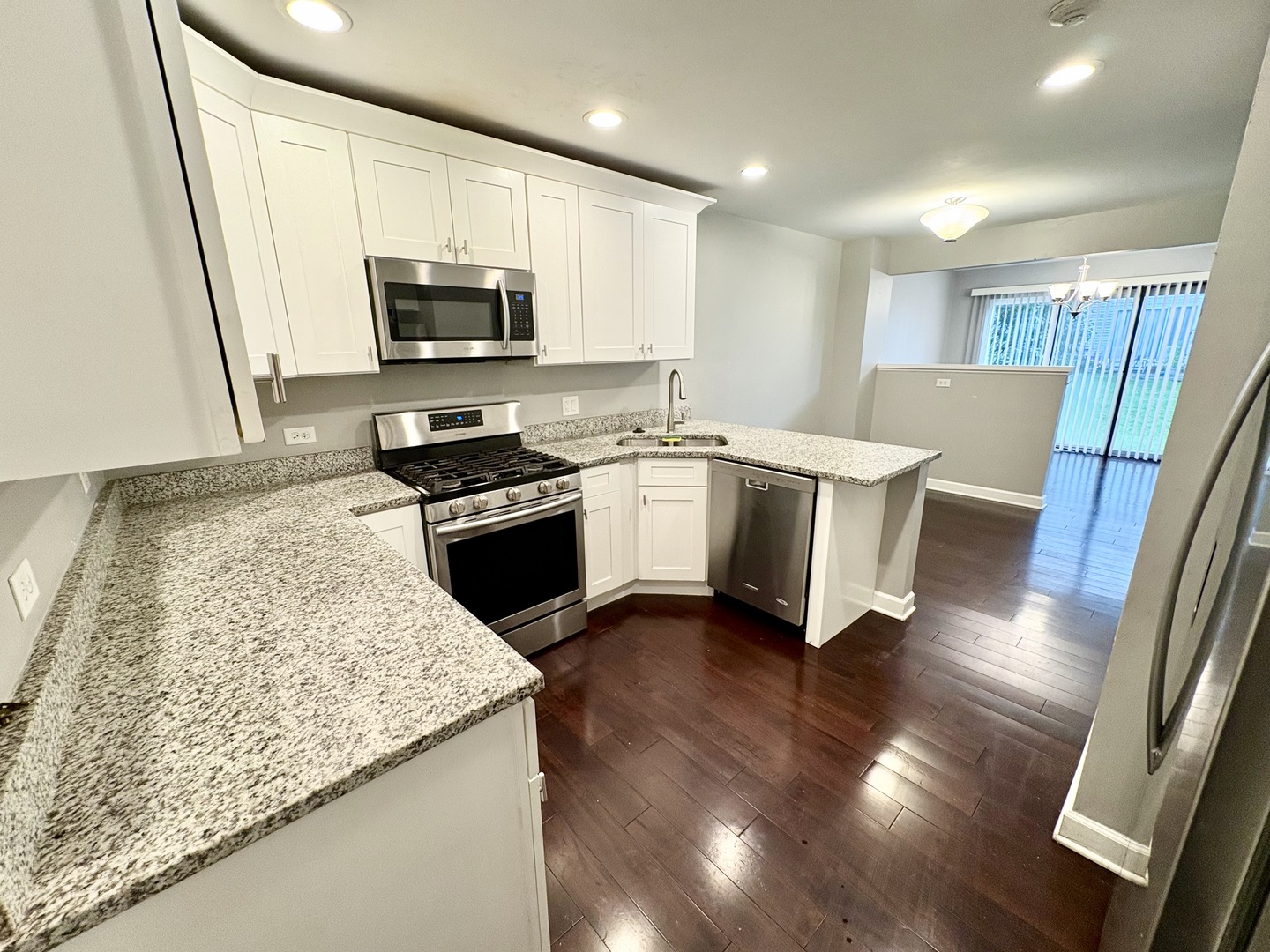 3823 Petra Court, Naperville, IL 60564