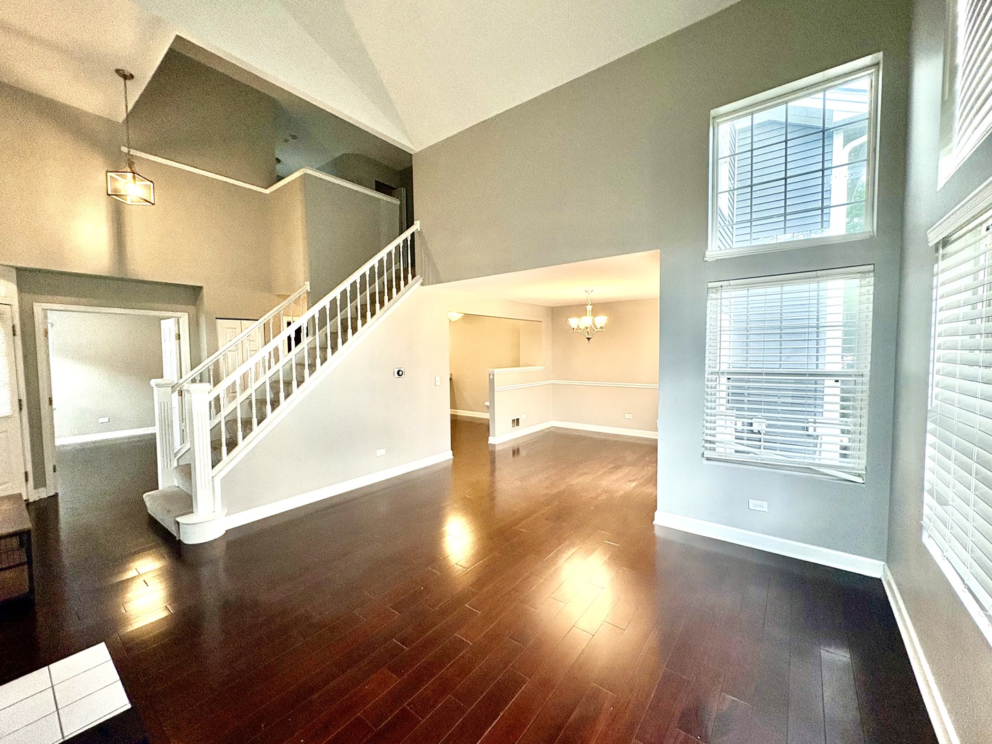 3823 Petra Court, Naperville, IL 60564