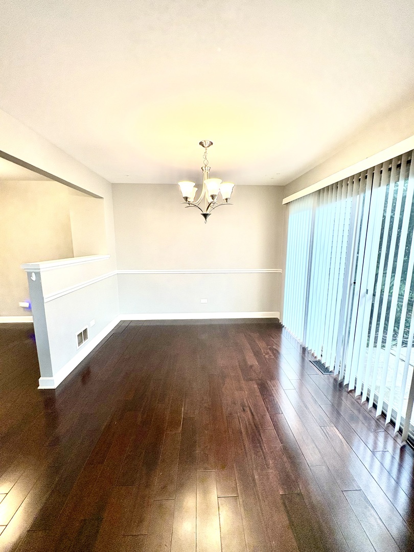 3823 Petra Court, Naperville, IL 60564