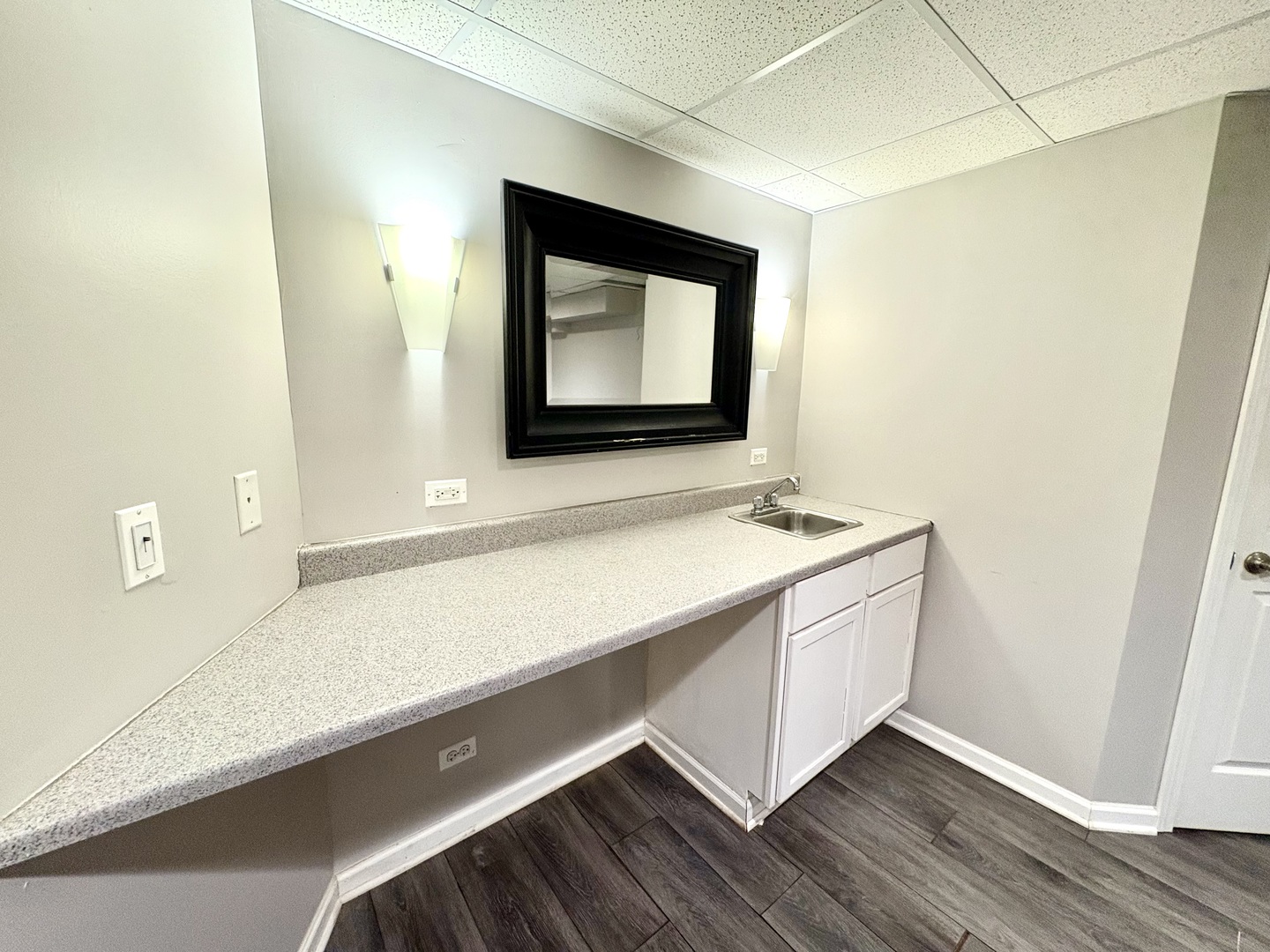 3823 Petra Court, Naperville, IL 60564