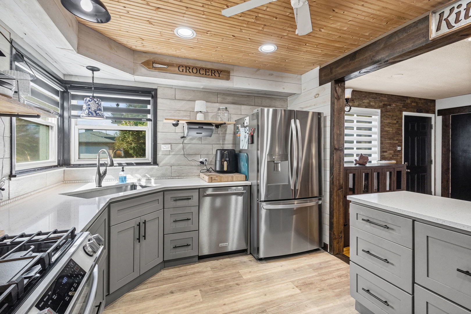 17377 71st Avenue, Tinley Park, IL 60477