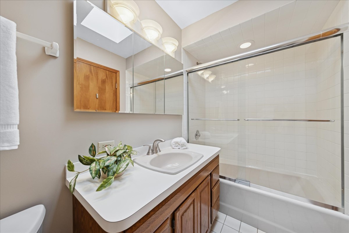 715 S Catherine Avenue, La Grange, IL 60525