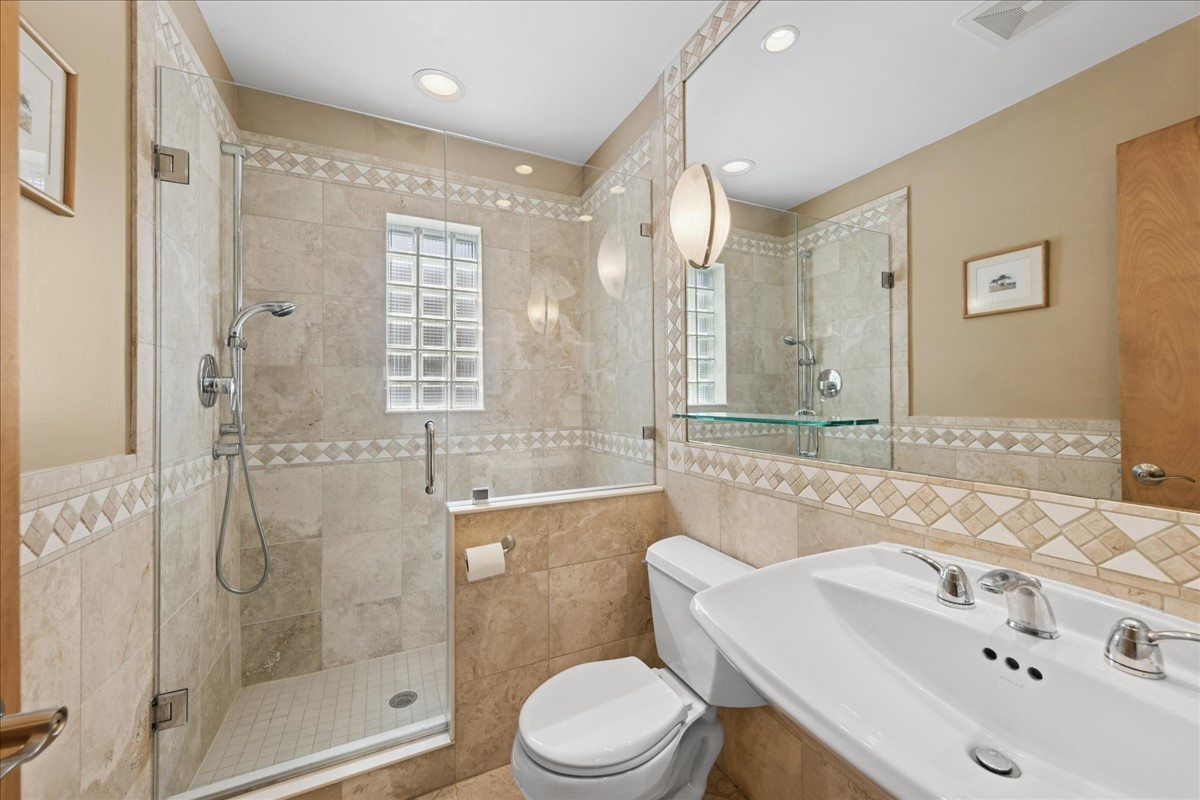 715 S Catherine Avenue, La Grange, IL 60525