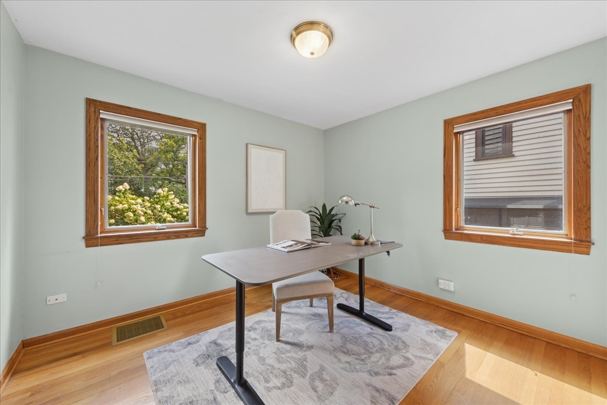 715 S Catherine Avenue, La Grange, IL 60525