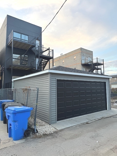 4827 S Saint Lawrence Avenue, Chicago, IL 60615