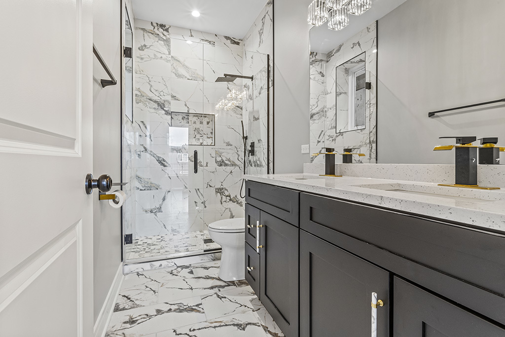 4827 S Saint Lawrence Avenue, Chicago, IL 60615