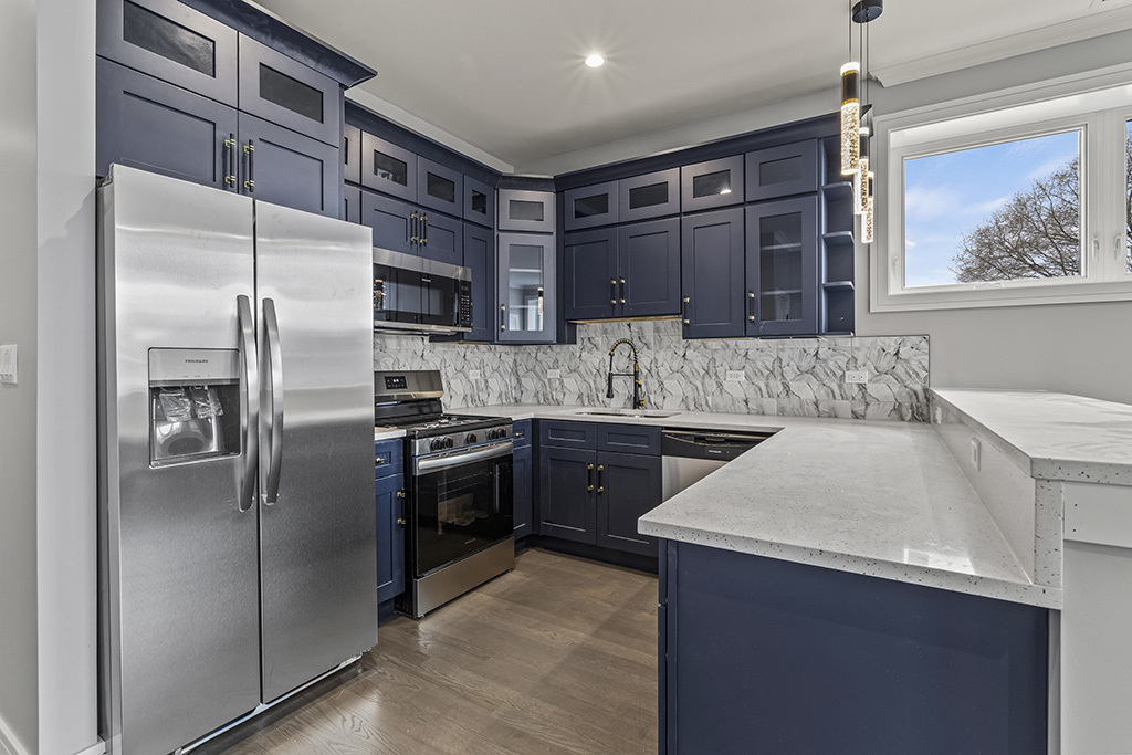 4827 S Saint Lawrence Avenue, Chicago, IL 60615