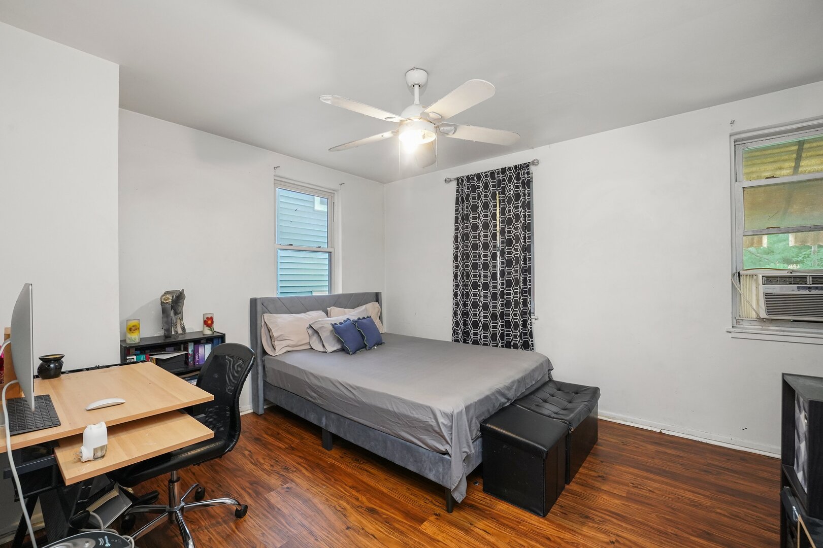 1051 N Parkside Avenue, Chicago, IL 60651