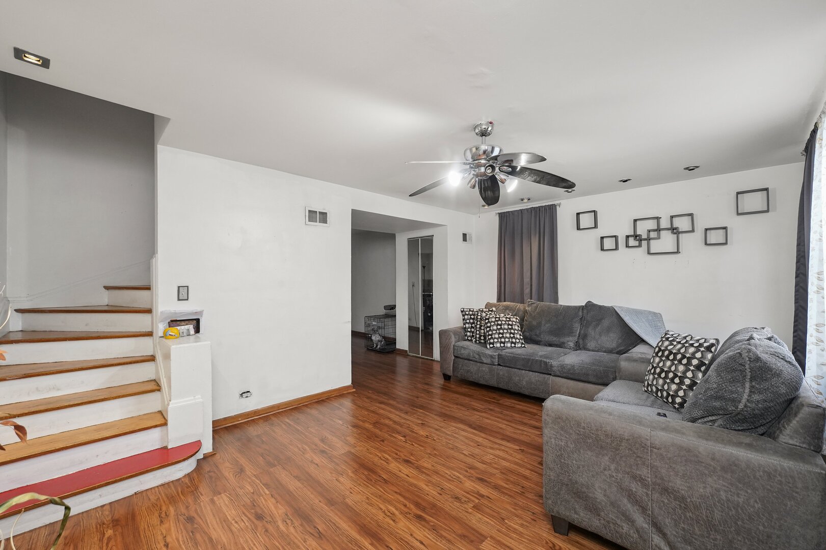1051 N Parkside Avenue, Chicago, IL 60651