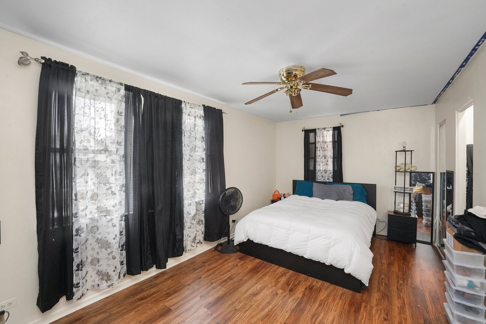 1051 N Parkside Avenue, Chicago, IL 60651