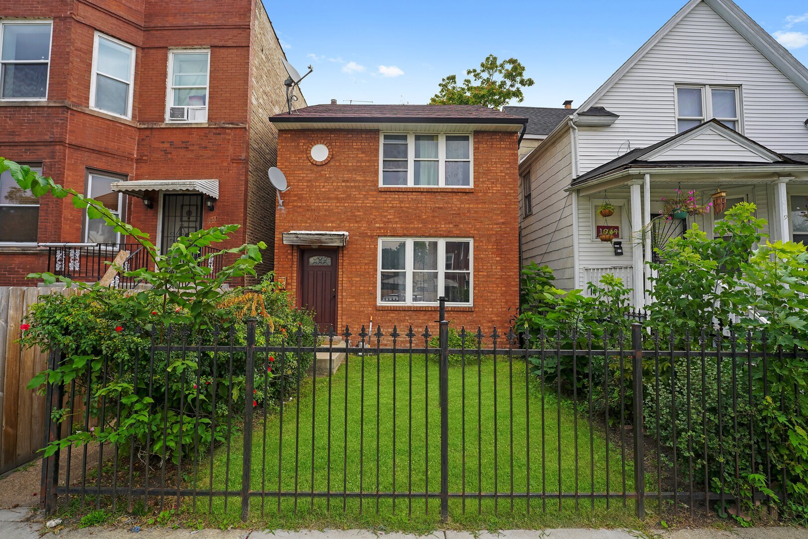 1051 N Parkside Avenue, Chicago, IL 60651