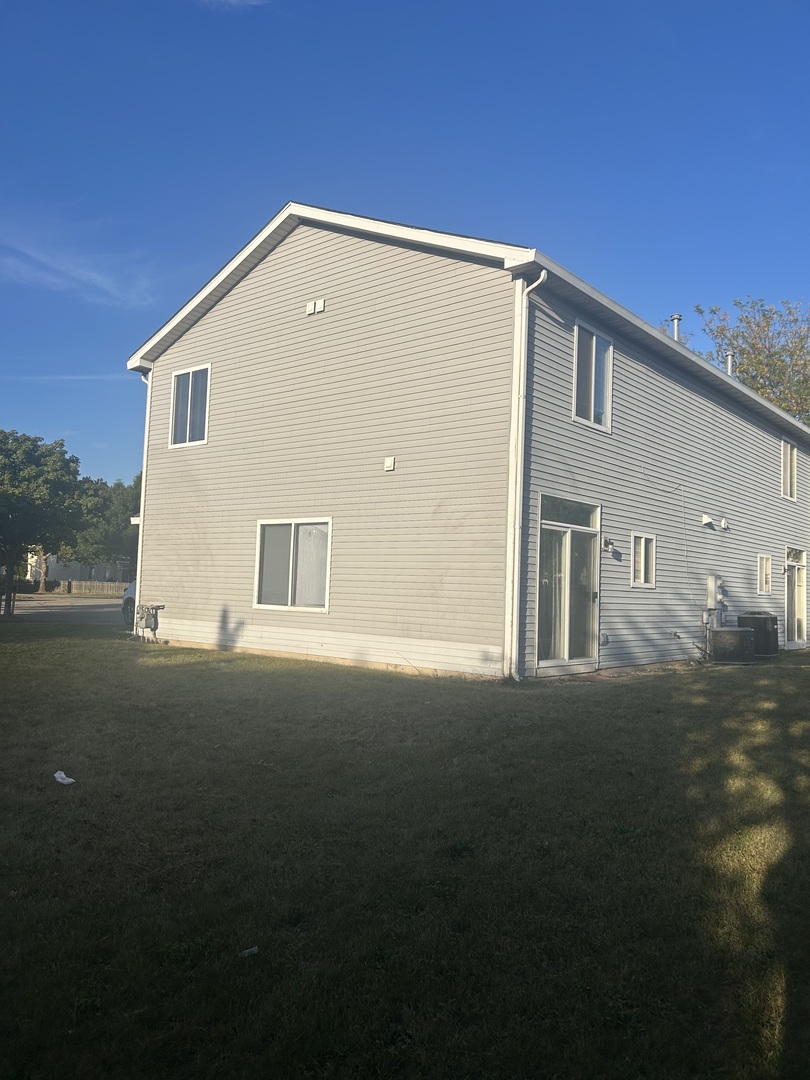 350 Richfield Trail, Romeoville, IL 60446