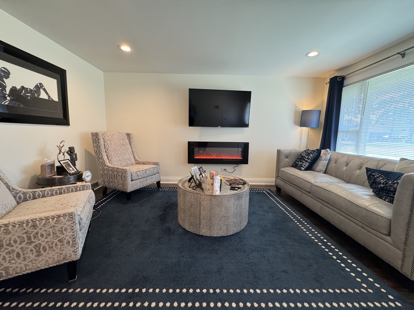 15427 Minerva Avenue, Dolton, IL 60419