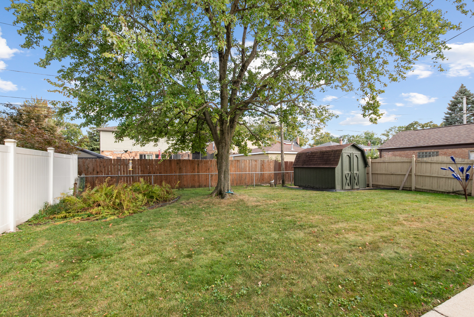 10041 S Saint Louis Avenue, Evergreen Park, IL 60805