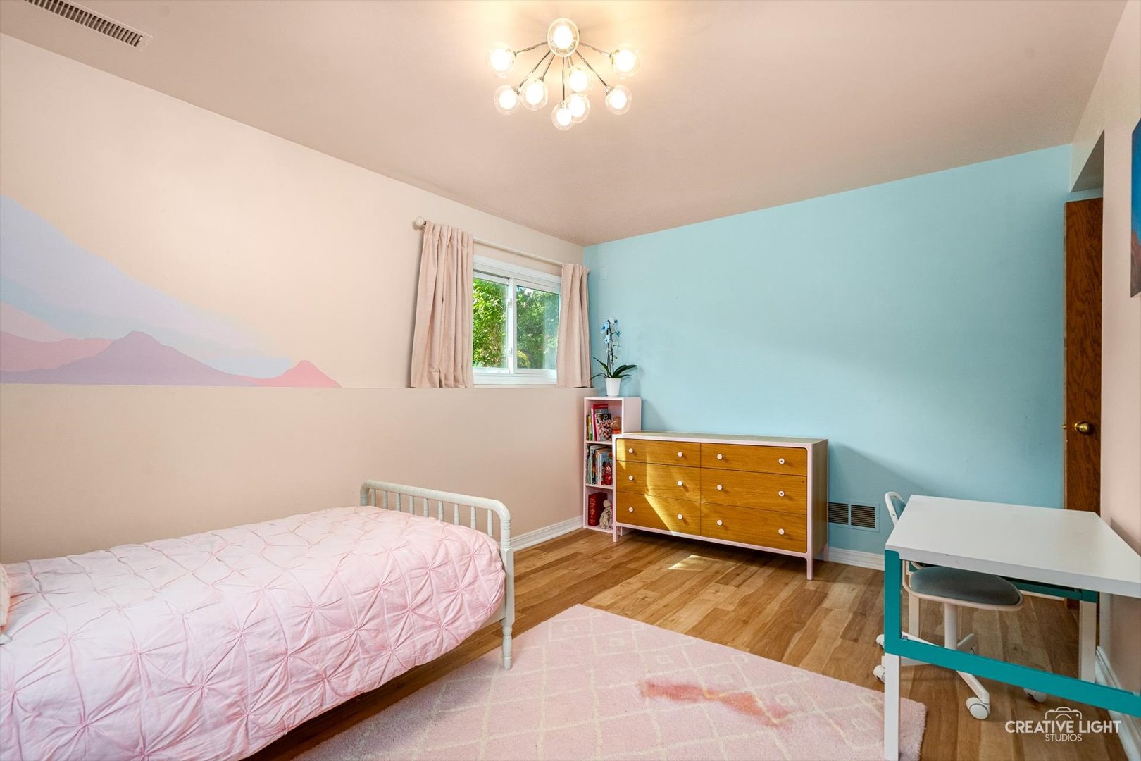 2587 OAKTON Court, Lisle, IL 60532