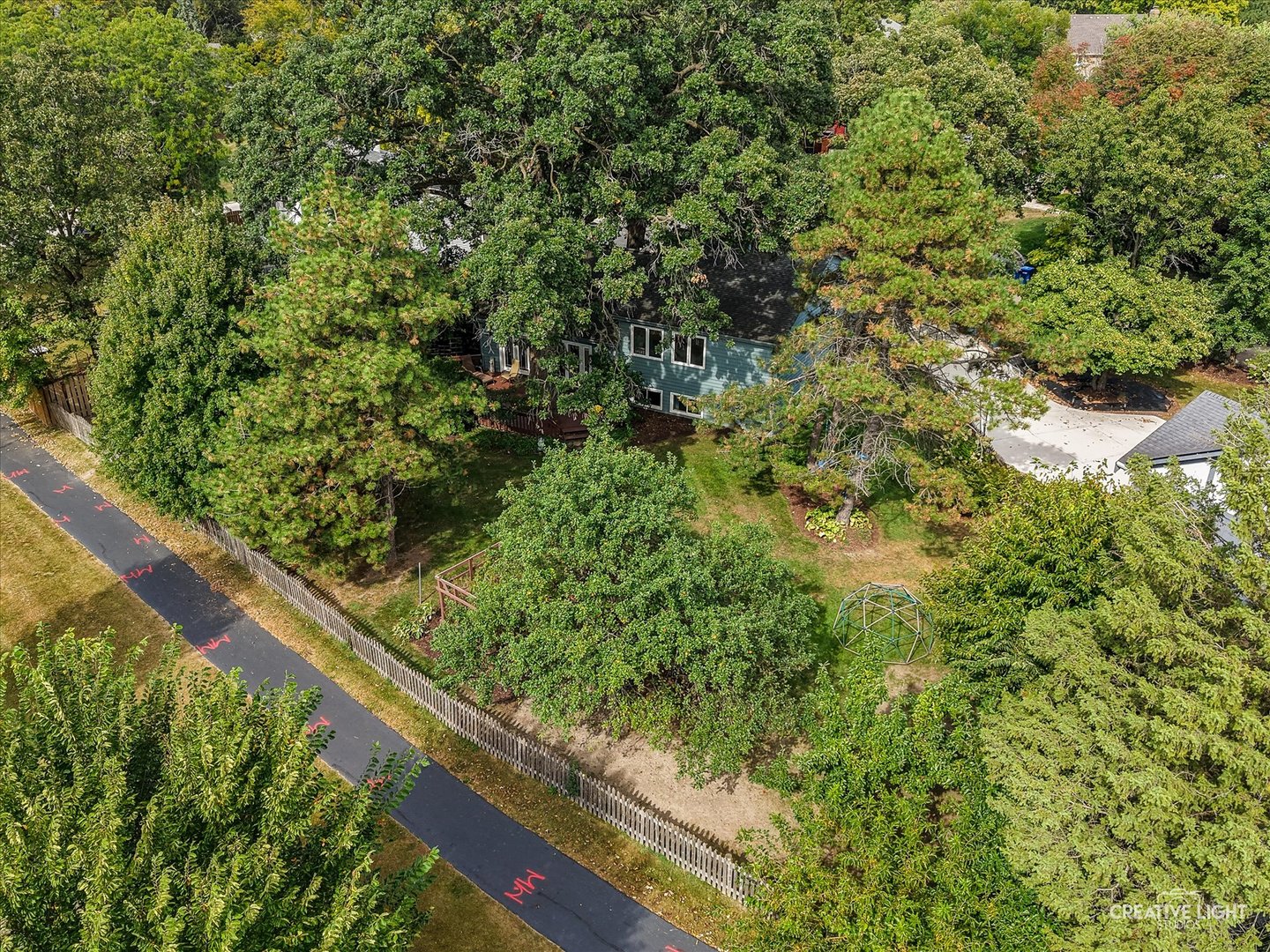 2587 OAKTON Court, Lisle, IL 60532