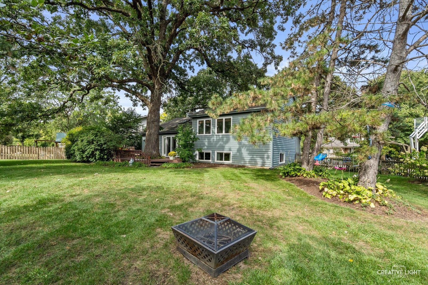 2587 OAKTON Court, Lisle, IL 60532