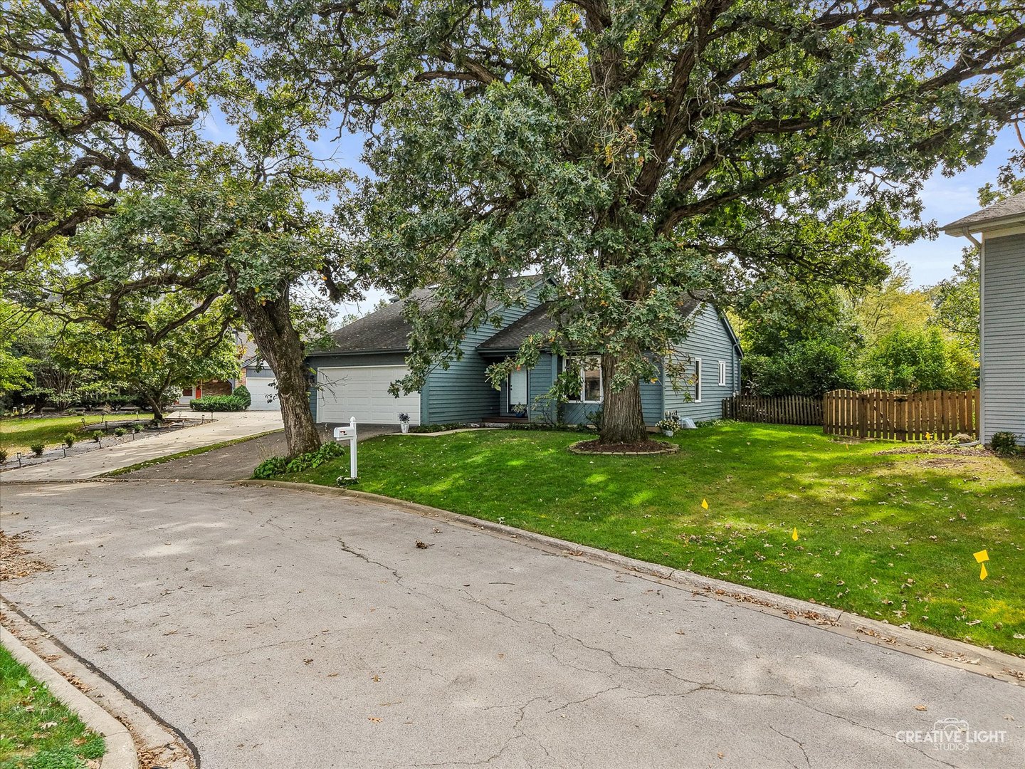 2587 OAKTON Court, Lisle, IL 60532