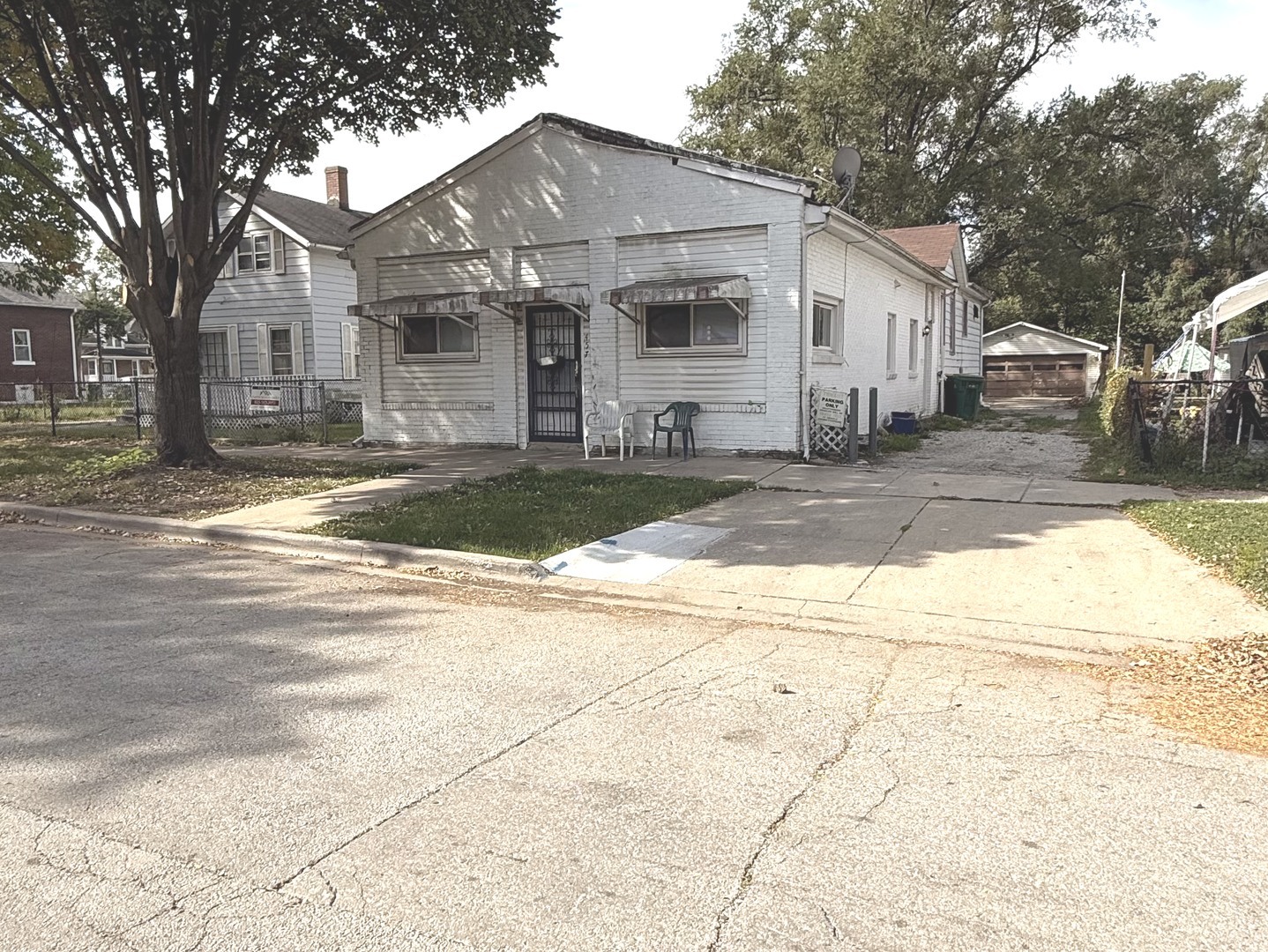 457 S Desplaines Street, Joliet, IL 60436