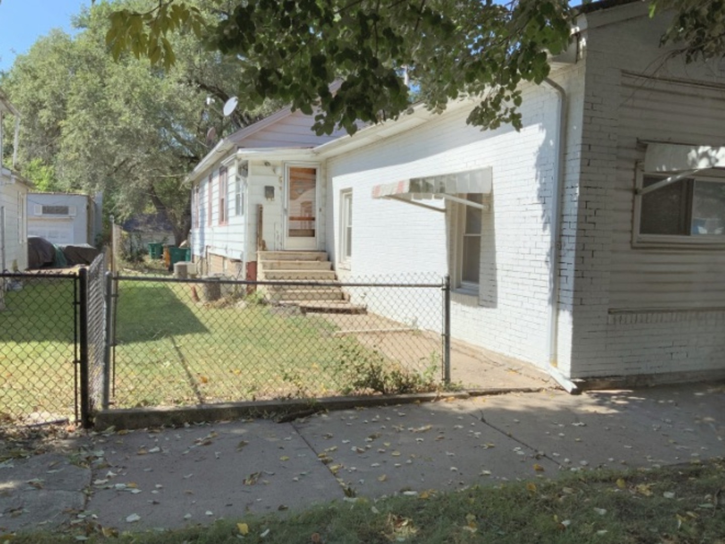 457 S Desplaines Street, Joliet, IL 60436