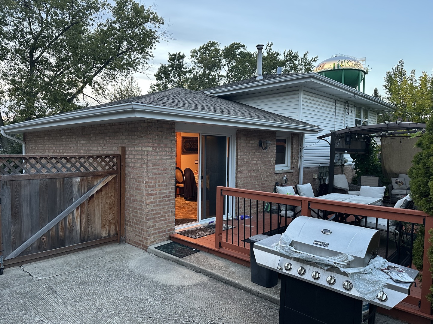 10501 Forest Lane, Chicago Ridge, IL 60415