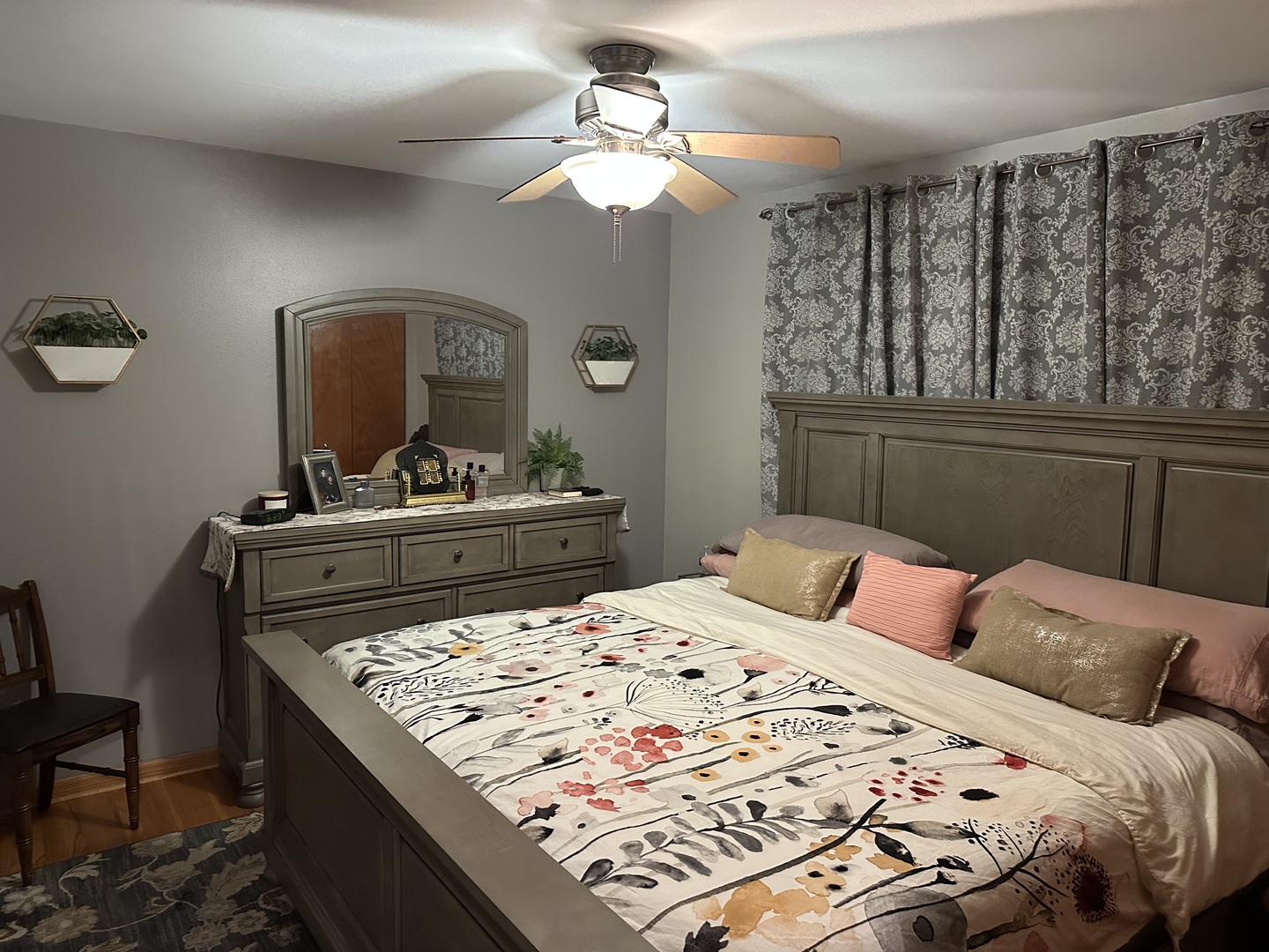 10501 Forest Lane, Chicago Ridge, IL 60415