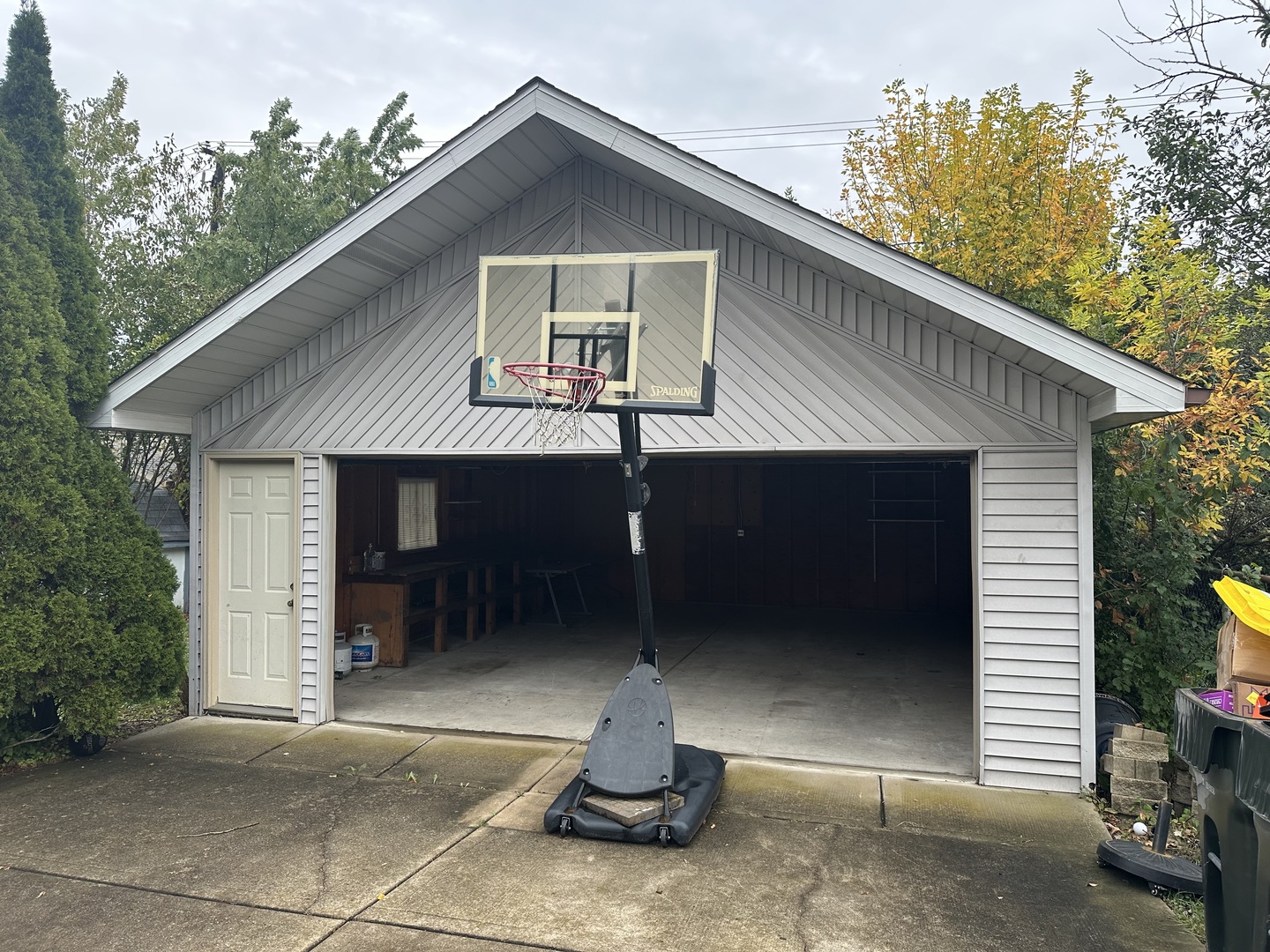 10501 Forest Lane, Chicago Ridge, IL 60415