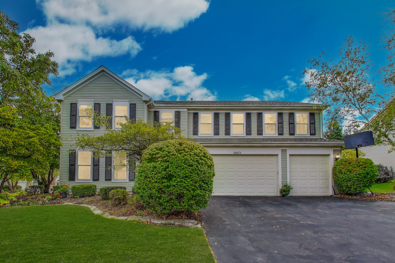 36873 N Deer Trail Drive, Lake Villa, IL 60046