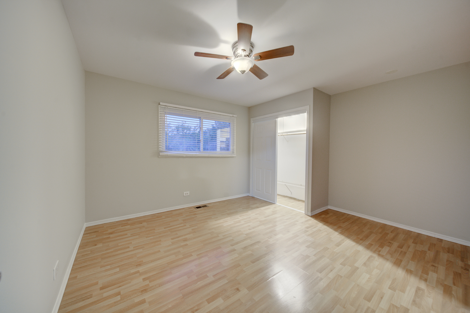 1324 S Main Street, Lombard, IL 60148