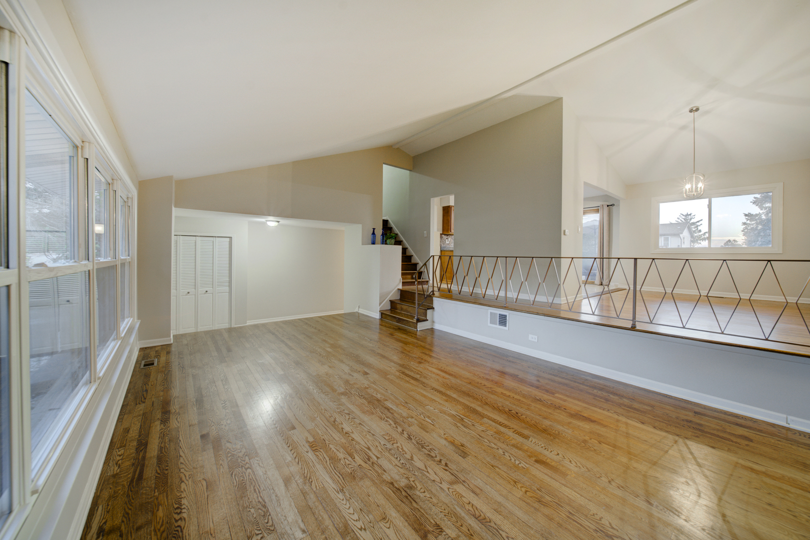 1324 S Main Street, Lombard, IL 60148