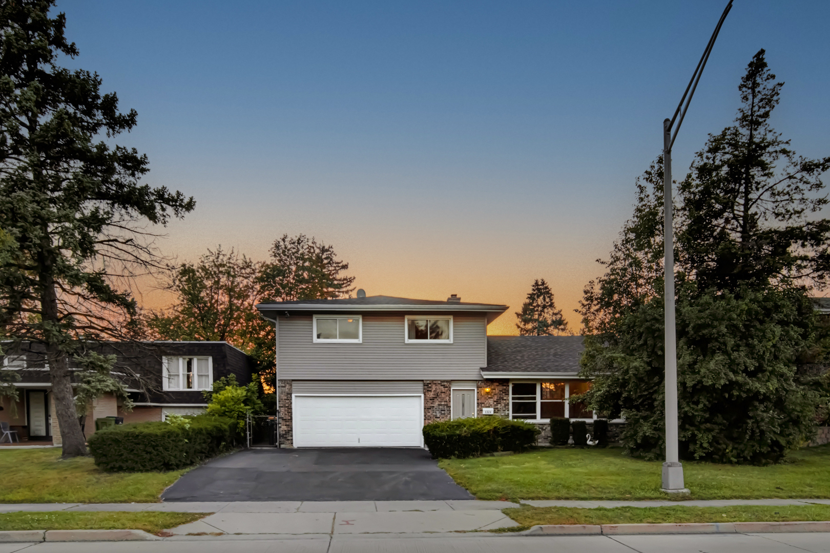 1324 S Main Street, Lombard, IL 60148