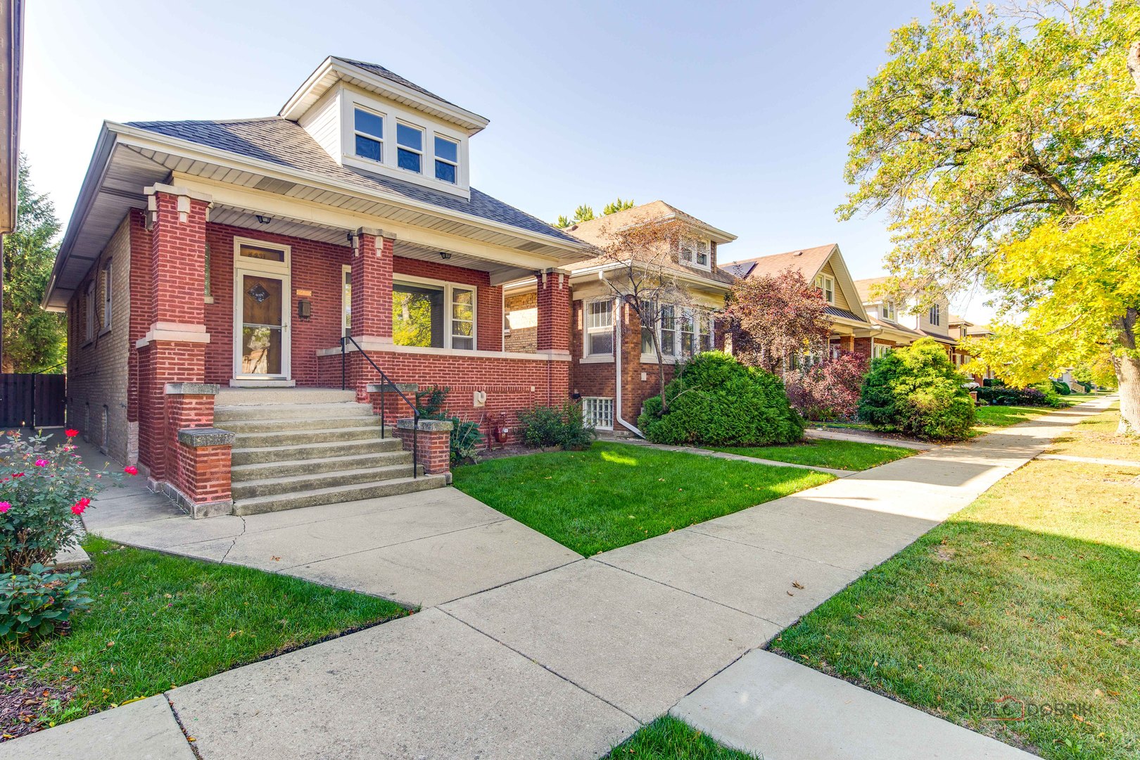 5431 W Wilson Avenue, Chicago, IL 60630