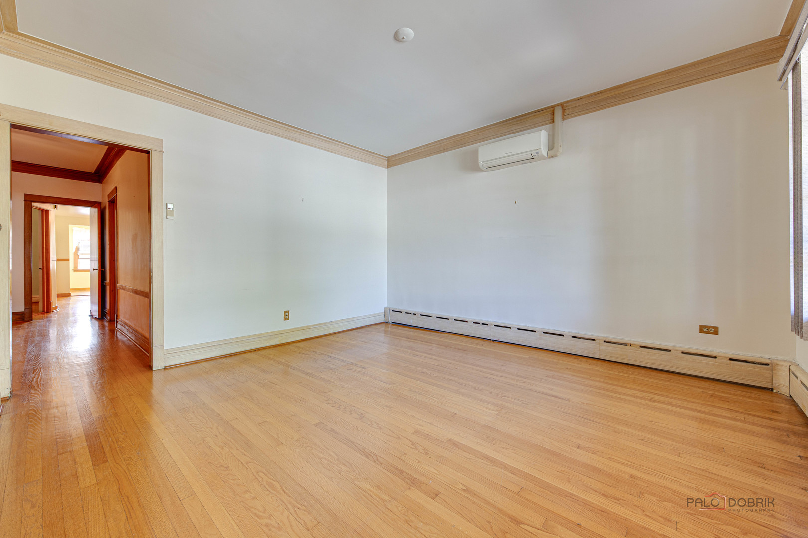 5431 W Wilson Avenue, Chicago, IL 60630