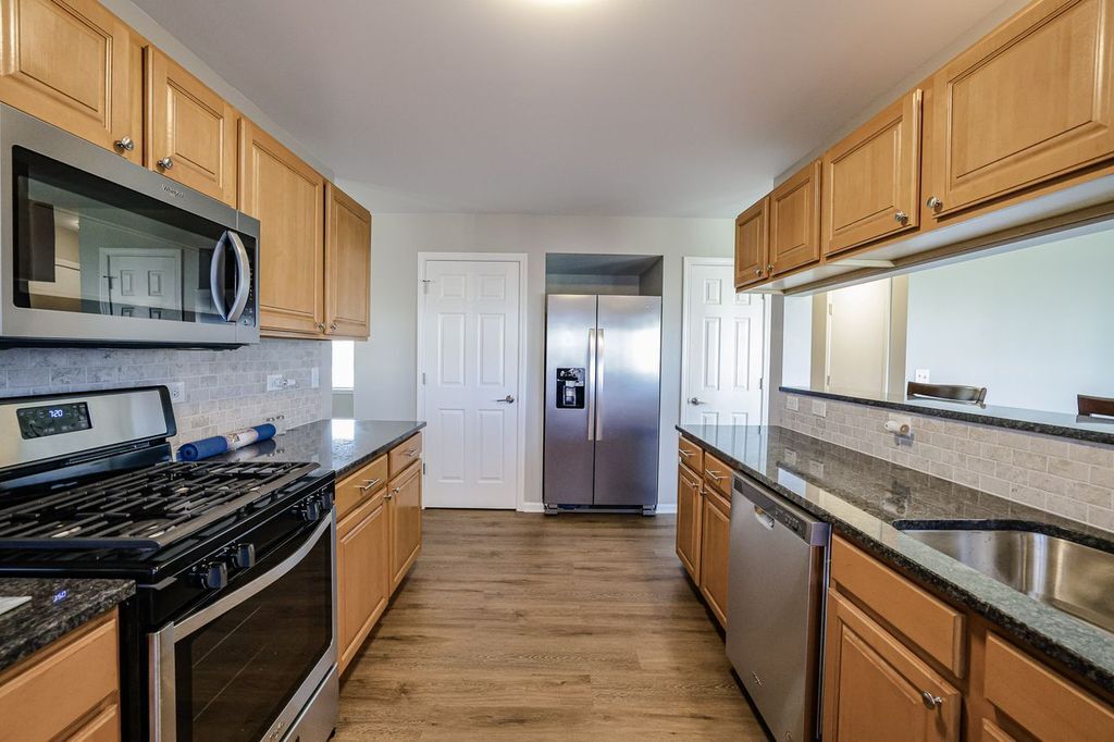 2407 Miriam Avenue, Zion, IL 60099