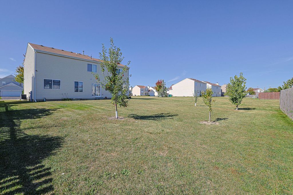 2407 Miriam Avenue, Zion, IL 60099
