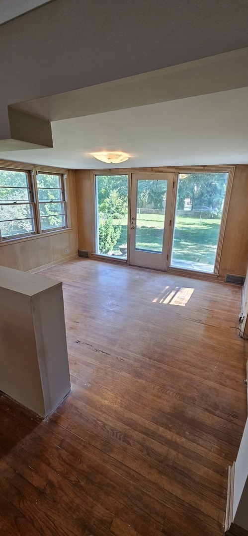 9241 S Richmond Avenue, Evergreen Park, IL 60805