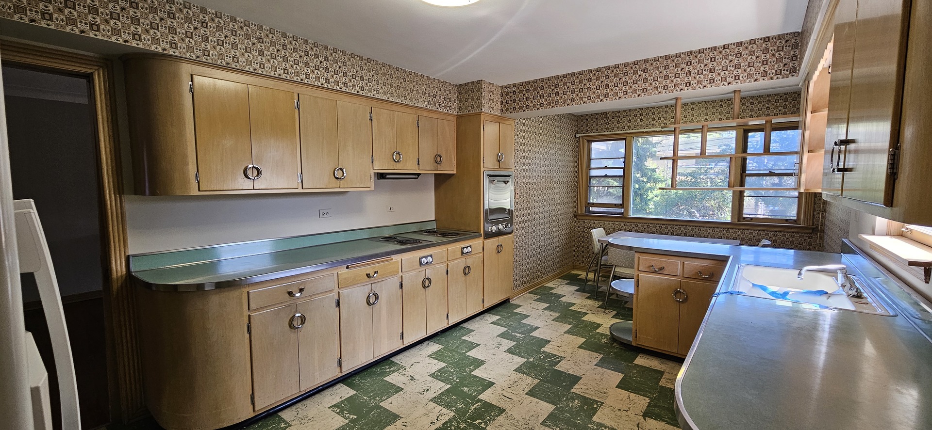 9241 S Richmond Avenue, Evergreen Park, IL 60805