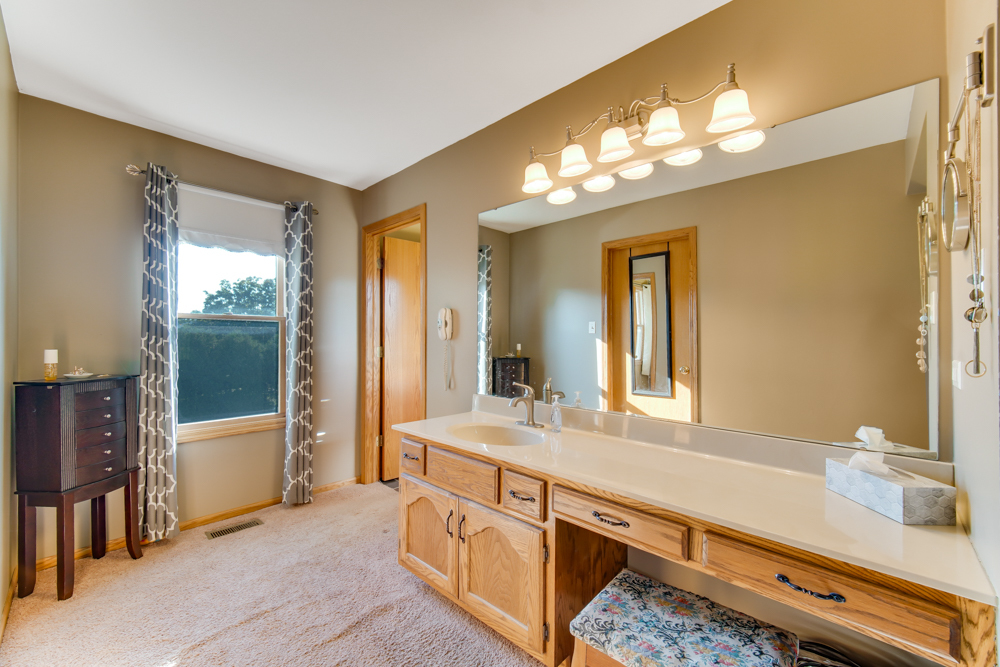 13951 Green Valley Drive, Orland Park, IL 60467