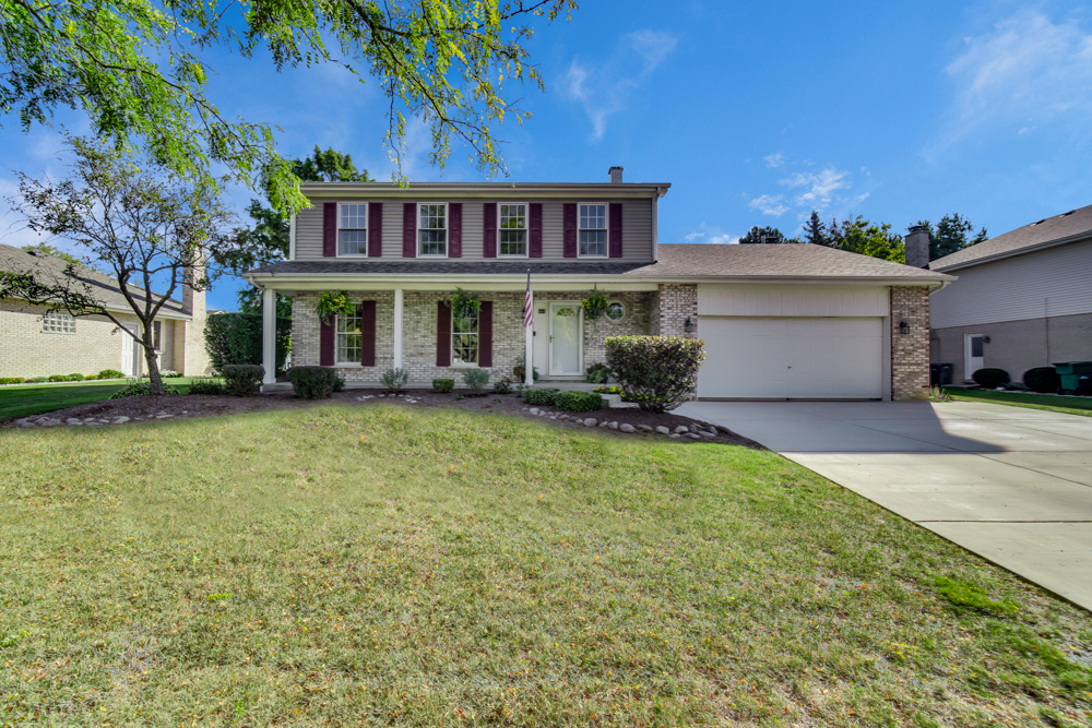 13951 Green Valley Drive, Orland Park, IL 60467