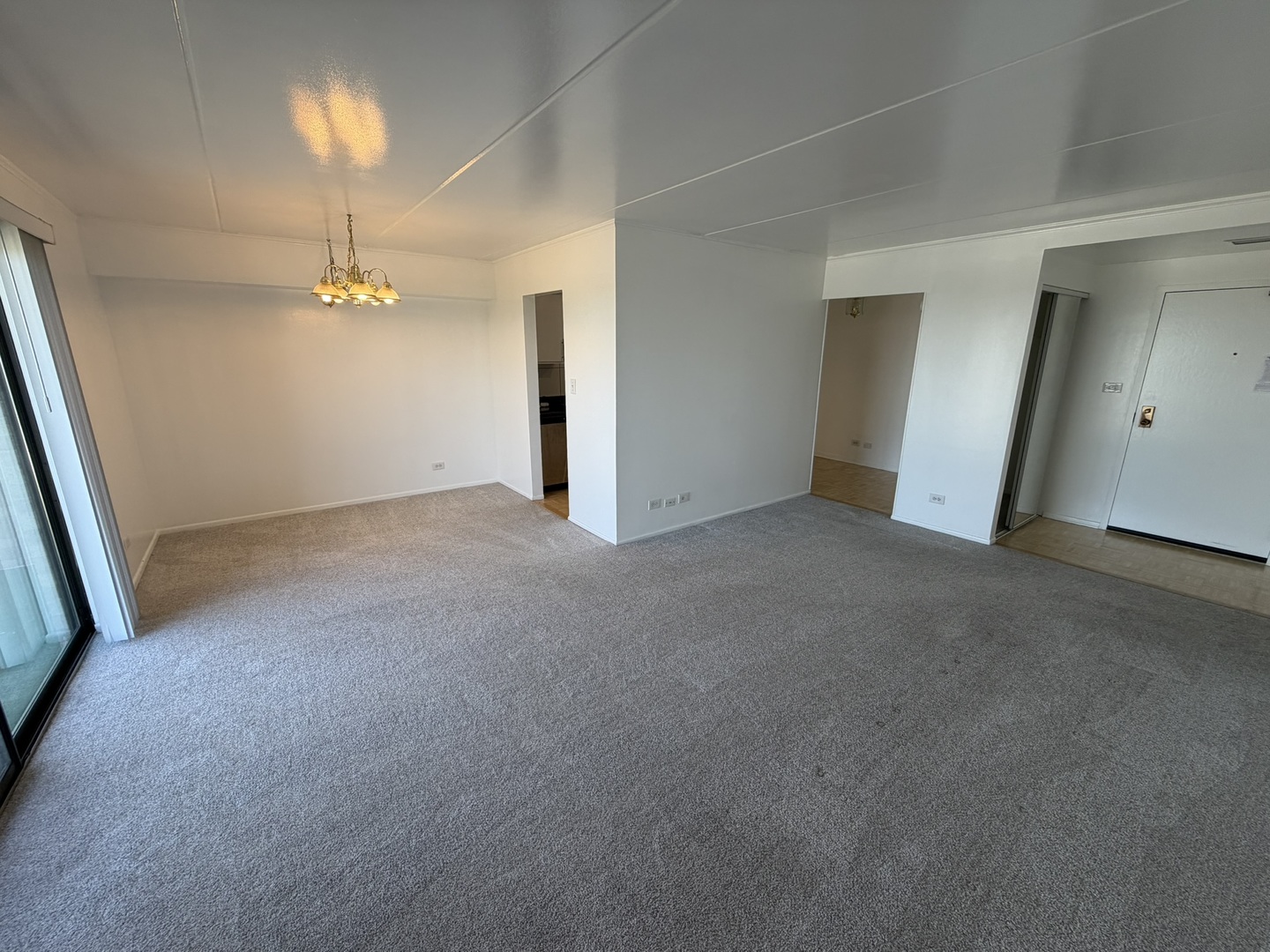 6340 Americana Drive #1202, Willowbrook, IL 60527